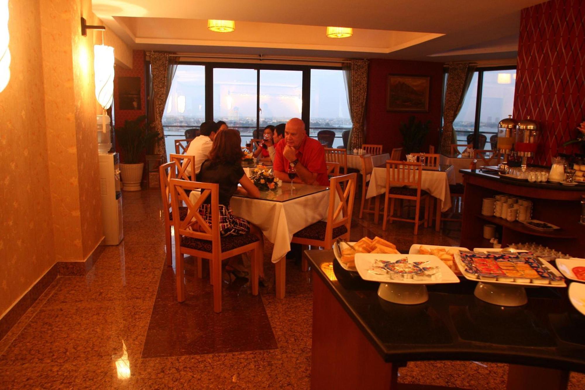 Sunset Westlake Hanoi Hotel Екстер'єр фото