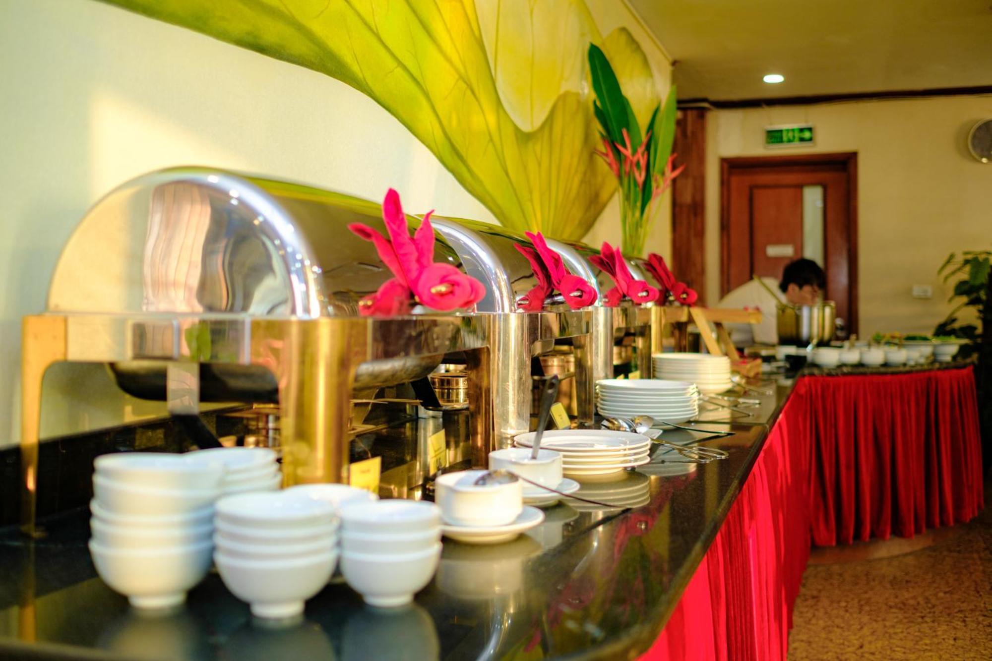Sunset Westlake Hanoi Hotel Екстер'єр фото