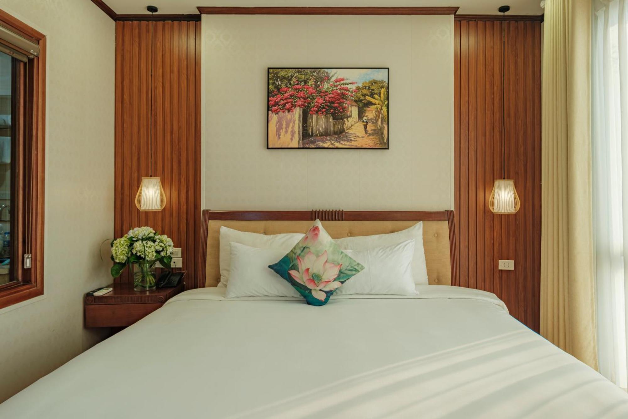 Sunset Westlake Hanoi Hotel Екстер'єр фото