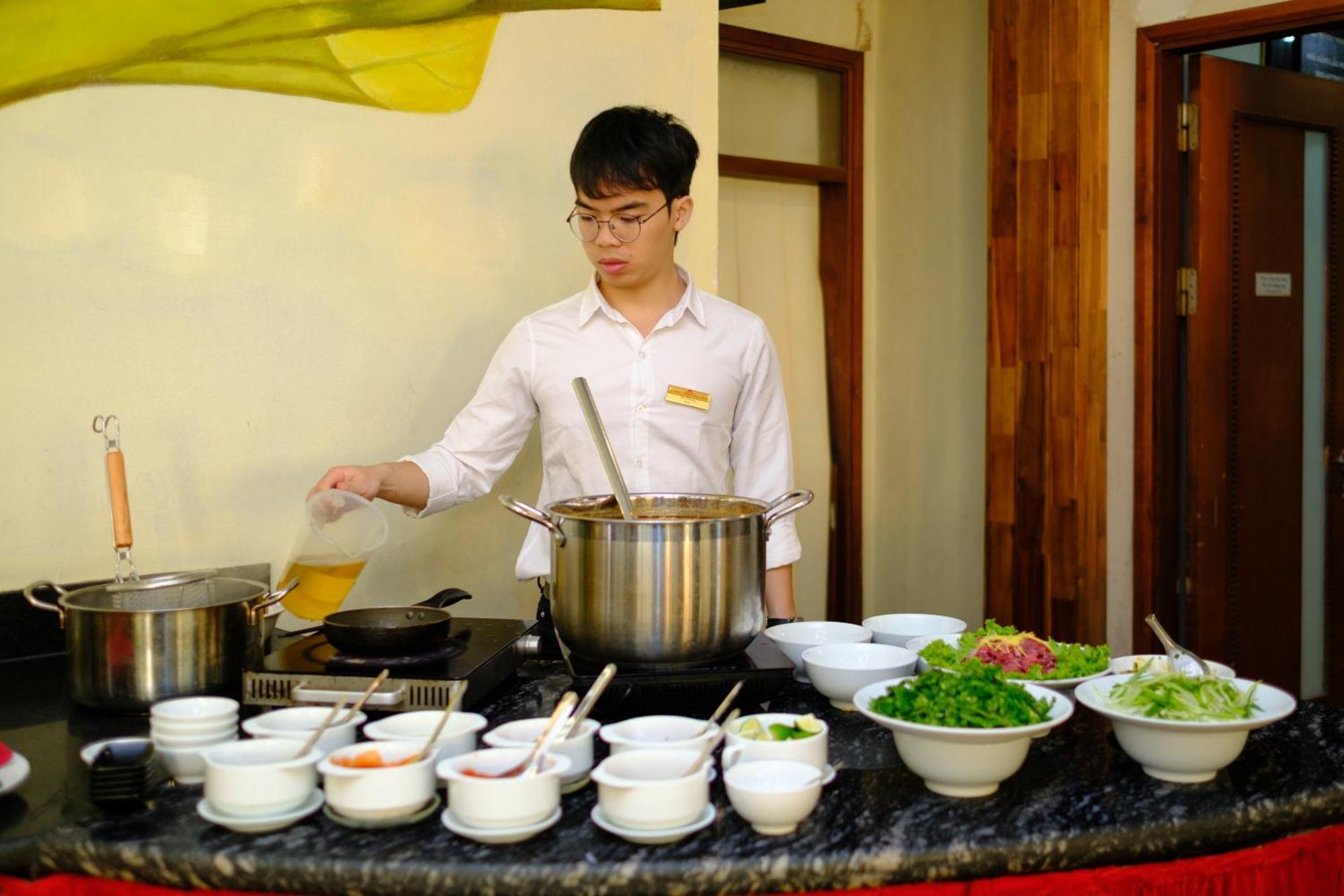 Sunset Westlake Hanoi Hotel Екстер'єр фото