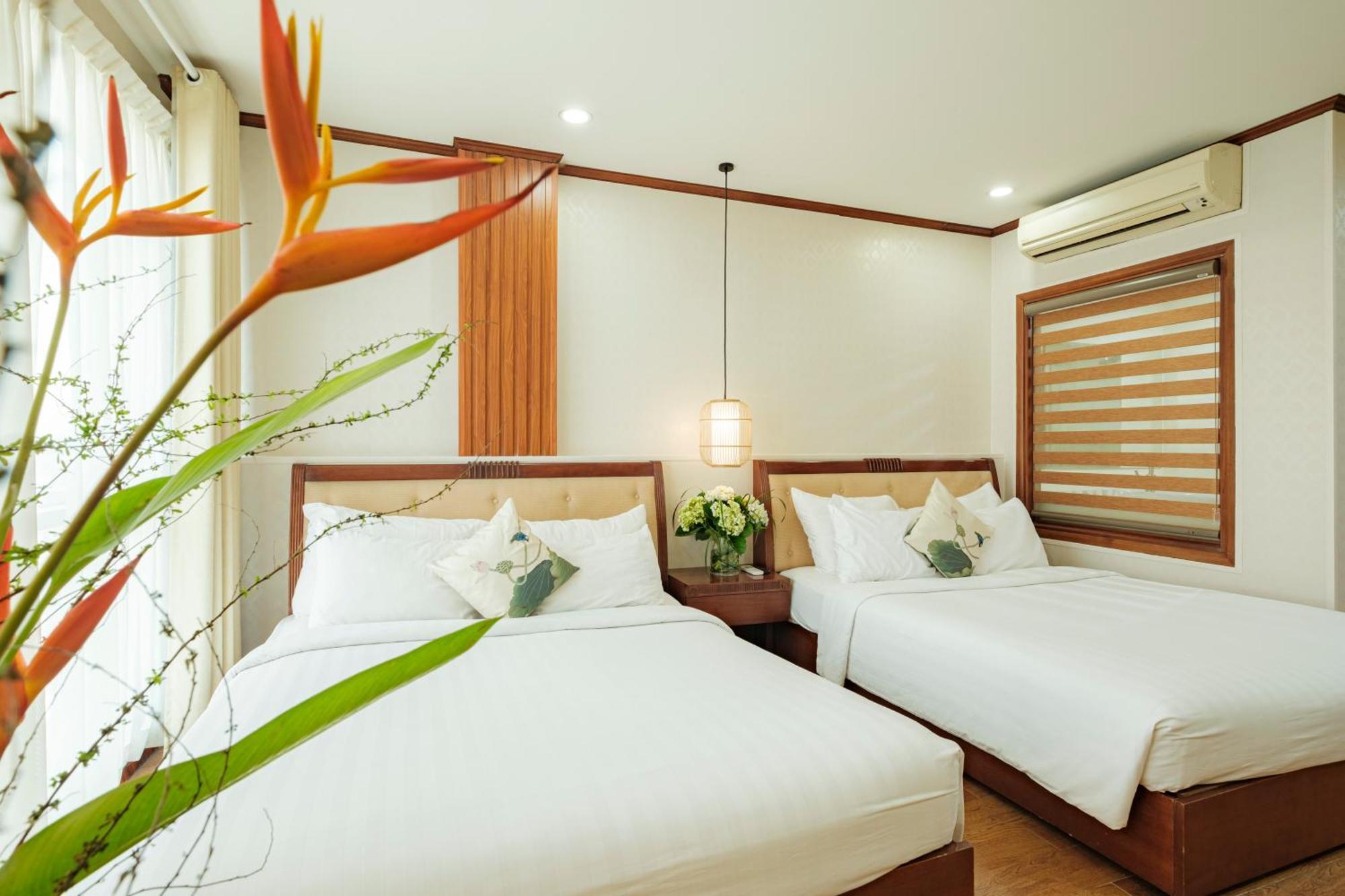 Sunset Westlake Hanoi Hotel Екстер'єр фото