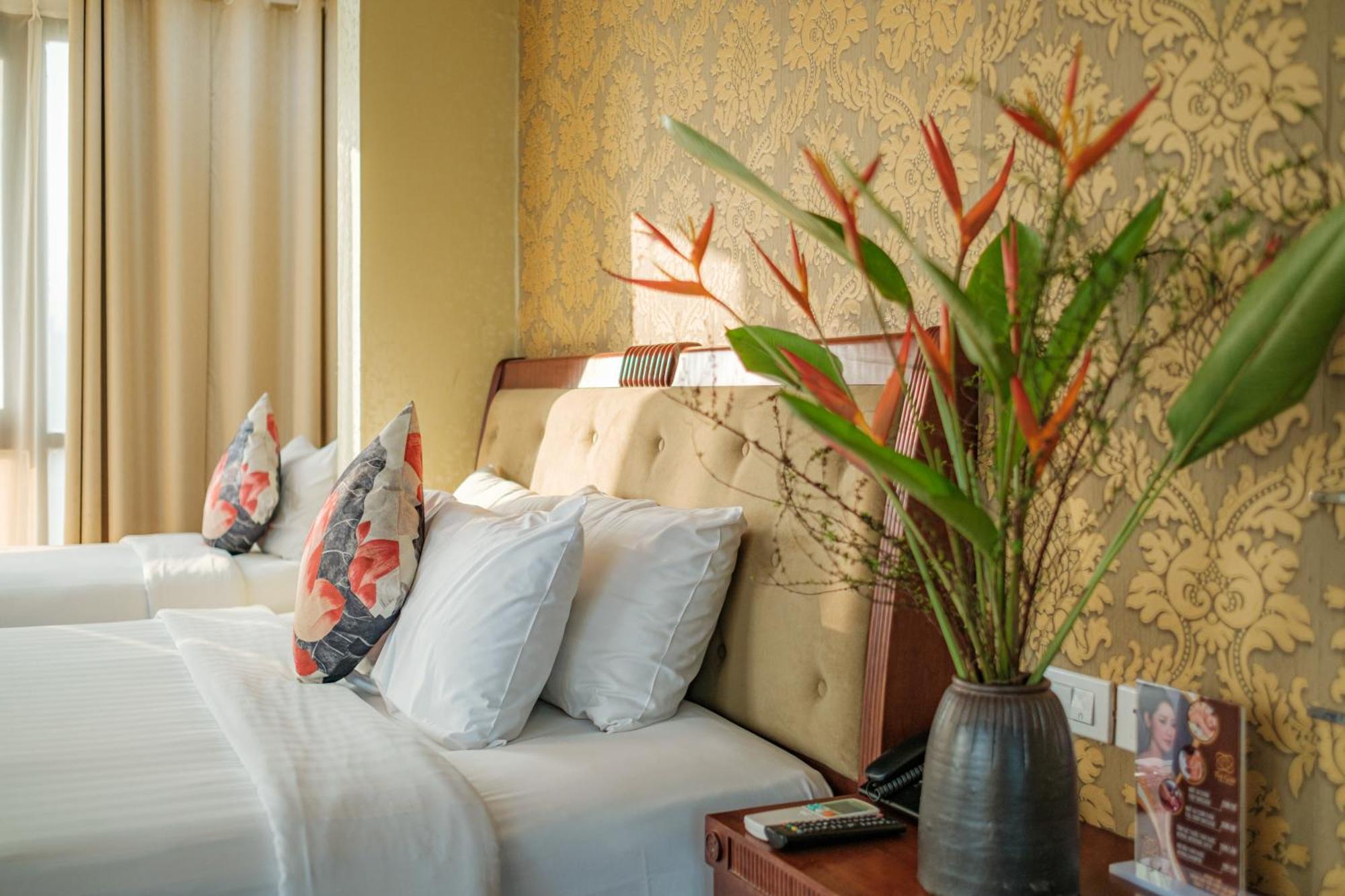 Sunset Westlake Hanoi Hotel Екстер'єр фото