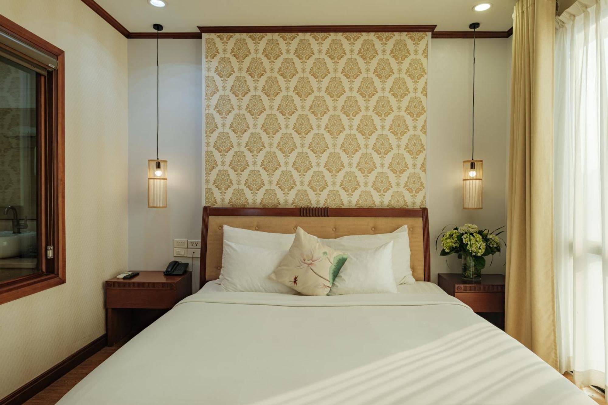 Sunset Westlake Hanoi Hotel Екстер'єр фото