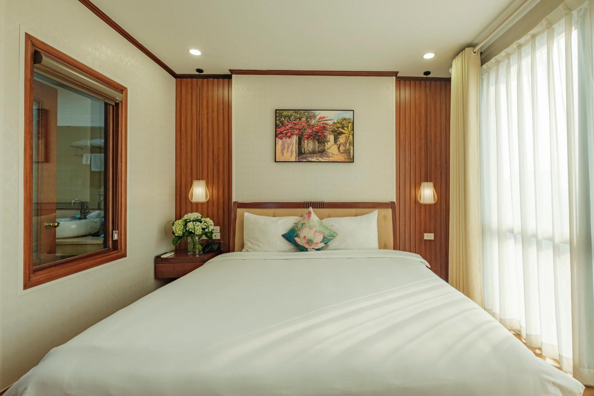 Sunset Westlake Hanoi Hotel Екстер'єр фото