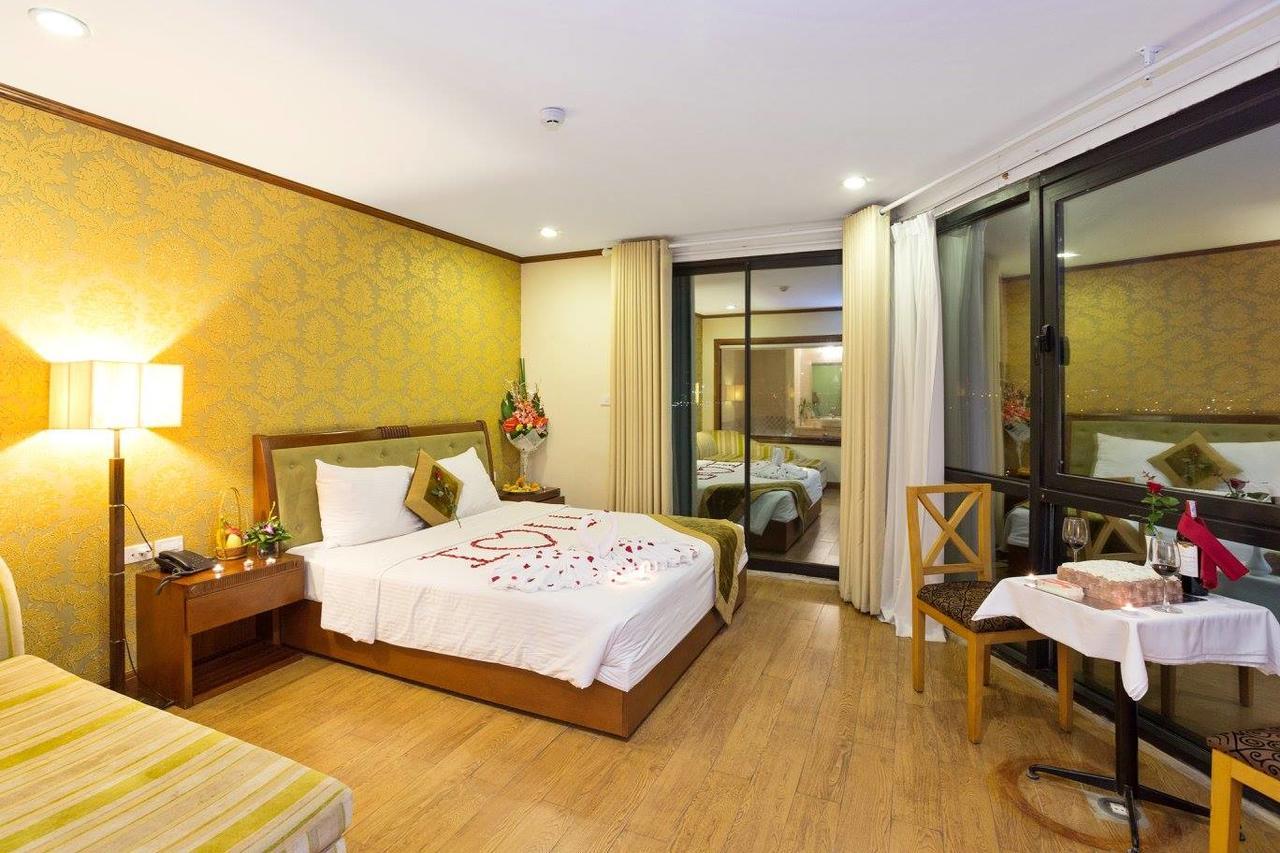 Sunset Westlake Hanoi Hotel Екстер'єр фото